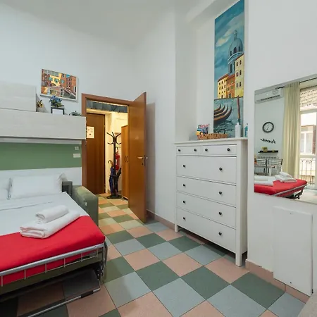 New Apartment In Downtown Close To Duomo-2