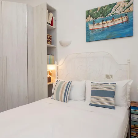 New Apartment In Downtown Close To Duomo-2